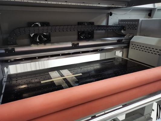Εκτυπωτής UV DTF με EPS 3 i3200 κεφαλές εκτύπωσης και laminator για εκτύπωση